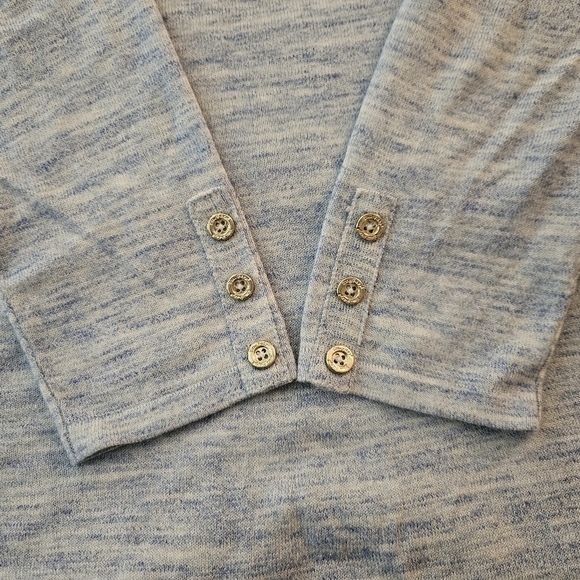 Lilly Pulitzer Lyon Cold Shoulder Knit Sweater Size Medium Light Blue - Picture 4 of 8